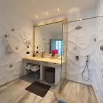 منتجع Calilo 5*