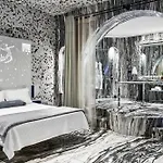 Calilo منتجع 5*