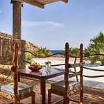 Calilo منتجع 5*