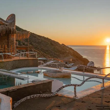 Calilo Resort Manganari