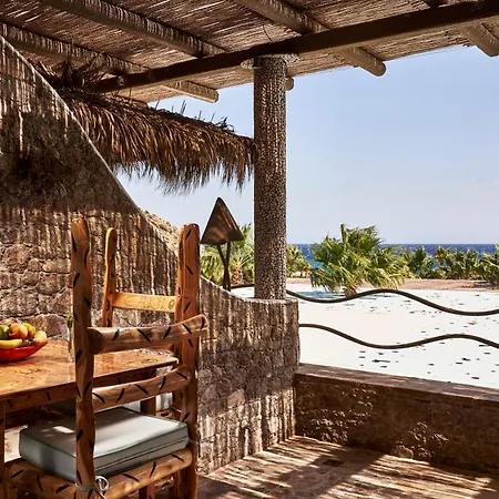 Resort Calilo Manganari